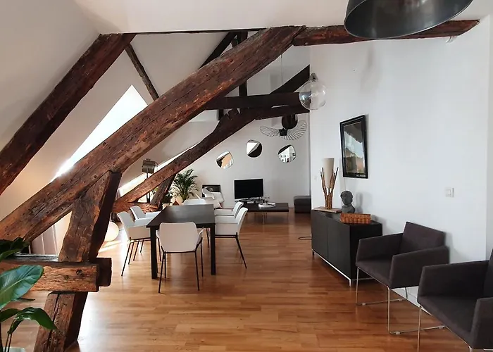 Appartement Climatise Pour 6 Personnes Secteur Opera Garnier, Galeries Lafayette