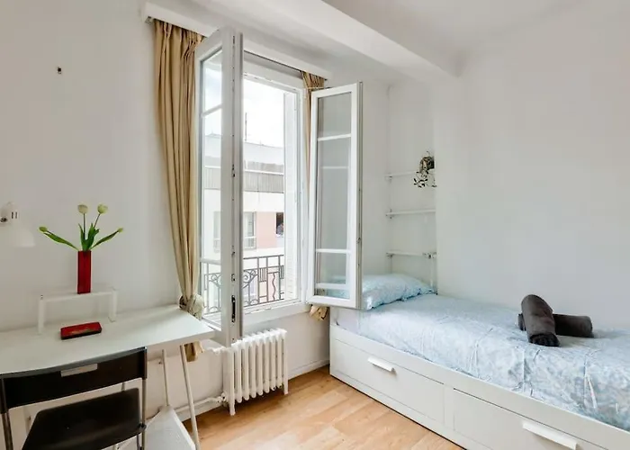 Cosy Studio Near Canal Saint Martin