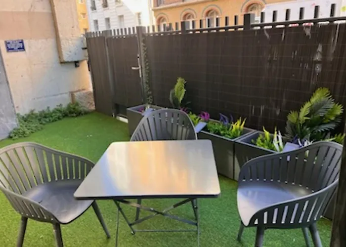 Bright Flat With Terrace