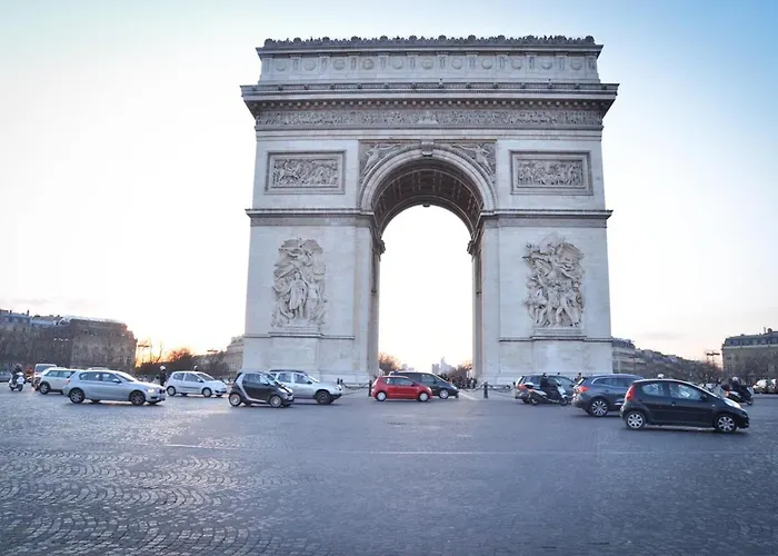 Family Champs Elysees Appartement
