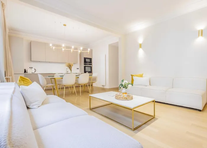 Chic Apartment - 2Br-4P - Trocadero