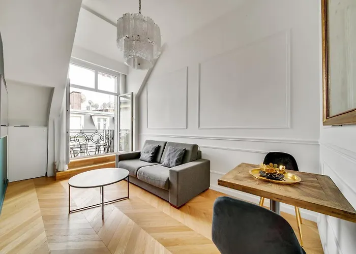 240 Suite Elysee - Superb Apartment In Paris