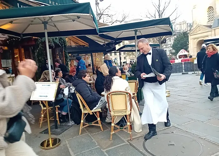 1 Minute Gare Montparnasse,Center,Close To Louvre Meusm And Eiffel Tour ,Amusing Place