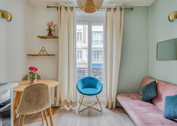Apartment In Paris 17Th District