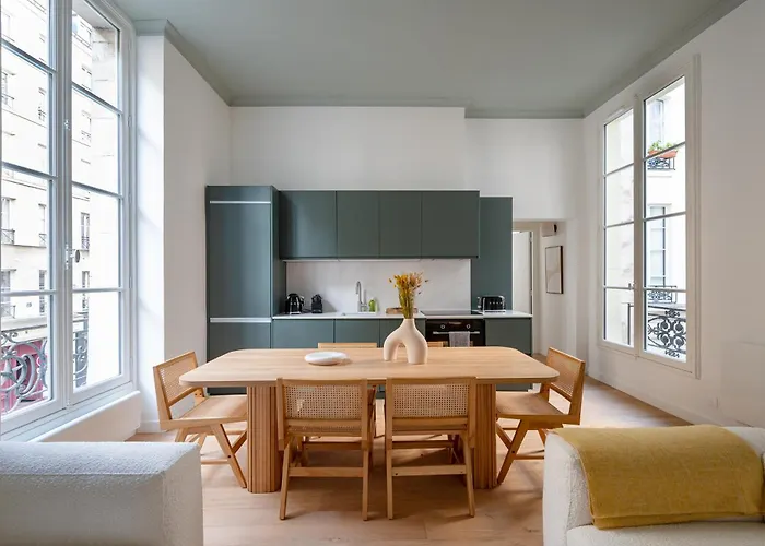Noble Suites