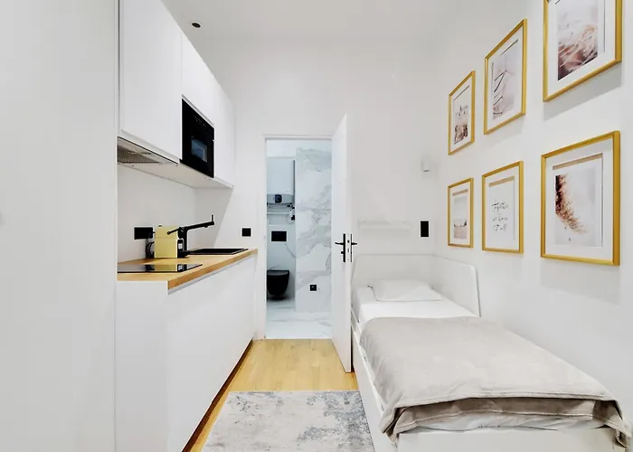 Pretty Studio In Paris