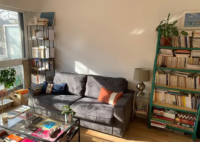 Sunny Escape In Belleville