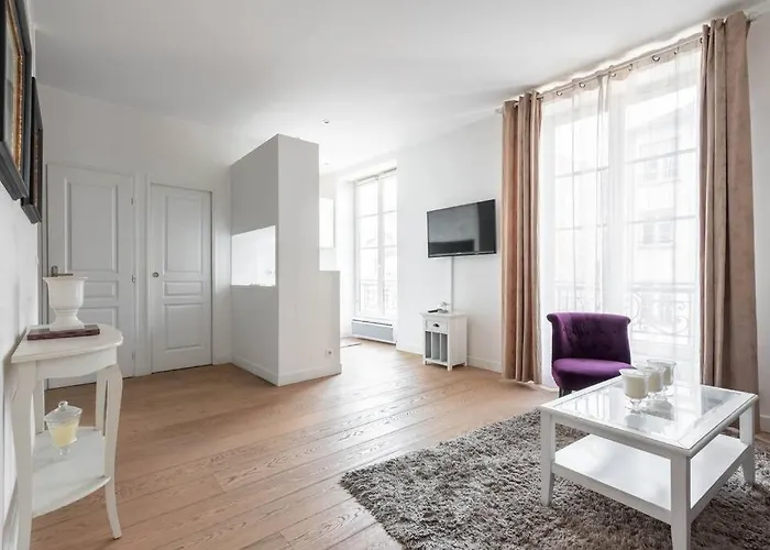 Appartement Vintage Le Bon Marche - II