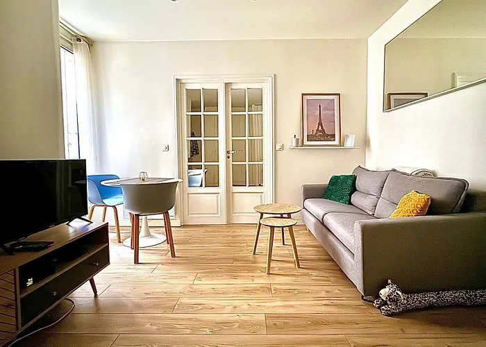 Modern & Central Apartment