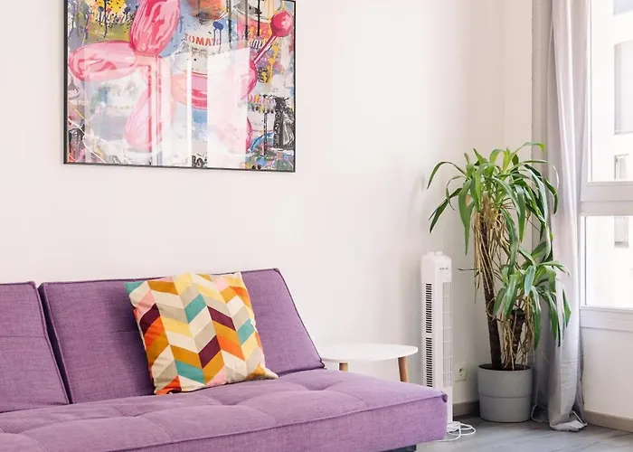 Pied-A-Terre In Paris 19