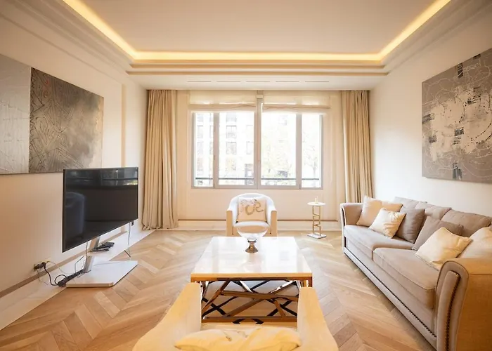 Luxury Appartement - Champs Elysees