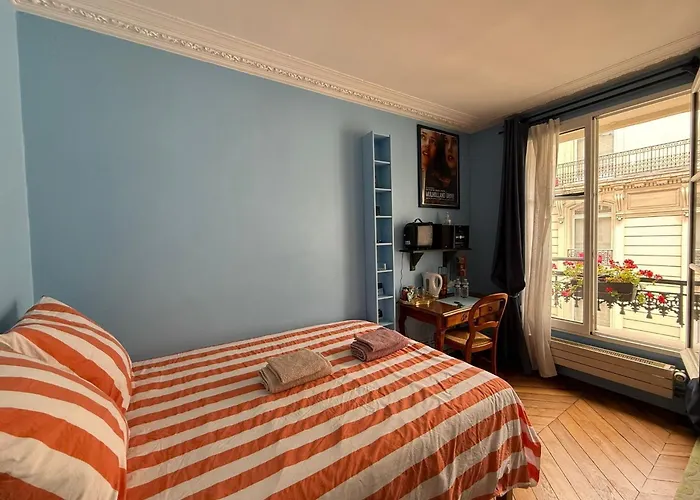Bergere Opera Trevise - 2 Connecting Rooms With Private Bathroom And 1 Study Room - 35 M2