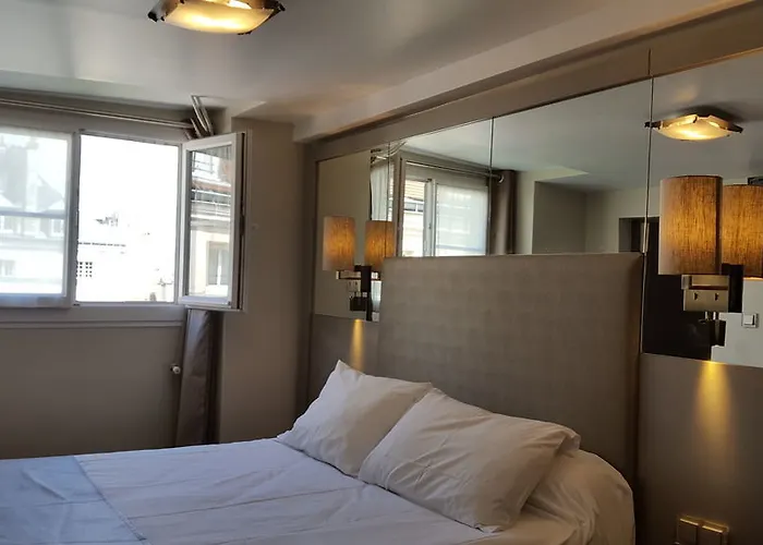 Pratic Hotel