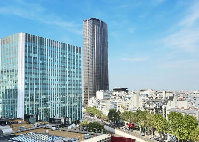 Apartment Montparnasse / Avenue Du Maine