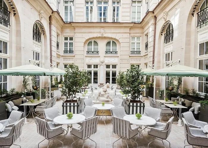 Hotel De Crillon