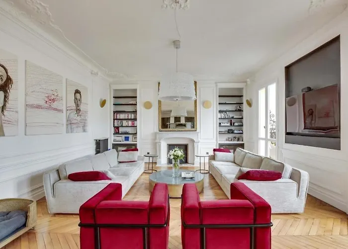 Luxurious Penthouse near Champs Elysées&front of Eiffel Tower Apartment