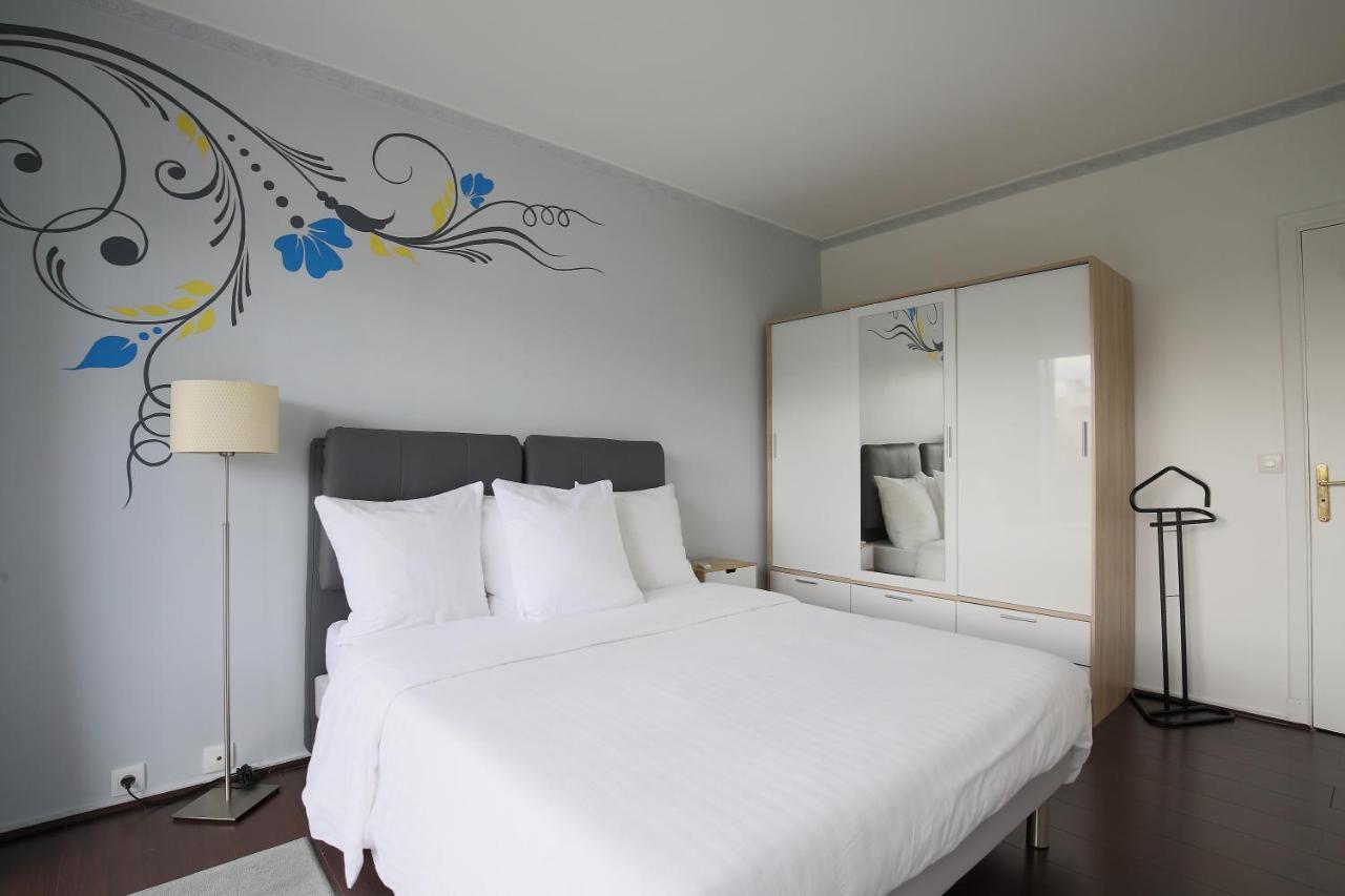 Ponthieu - Hala Apartment Paris