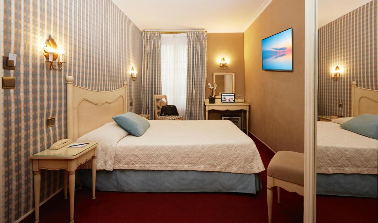 Hotel Beaubourg 3*