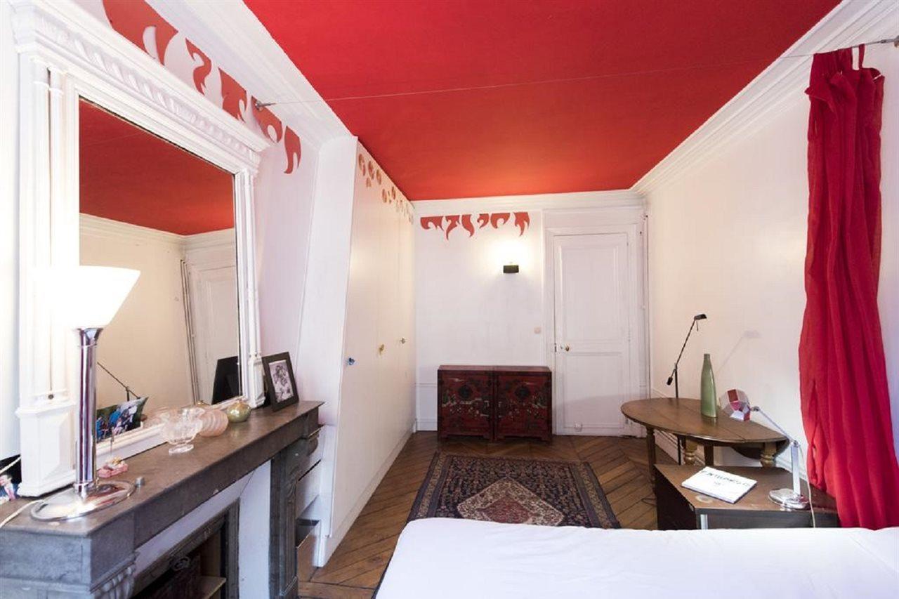 Apartment Place De La Republique Hideaway