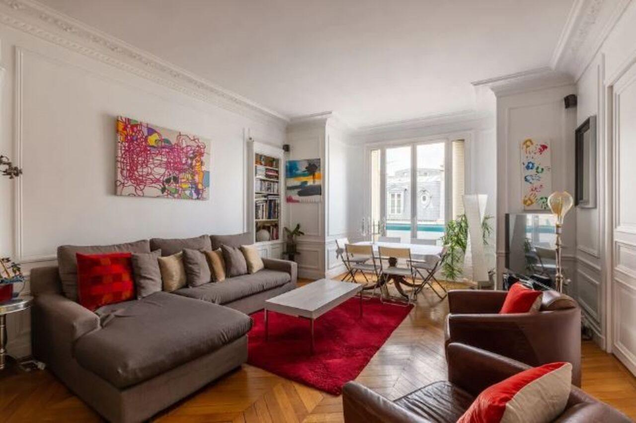 Balcony Bliss Steps From The Bois De Boulogne Apartment