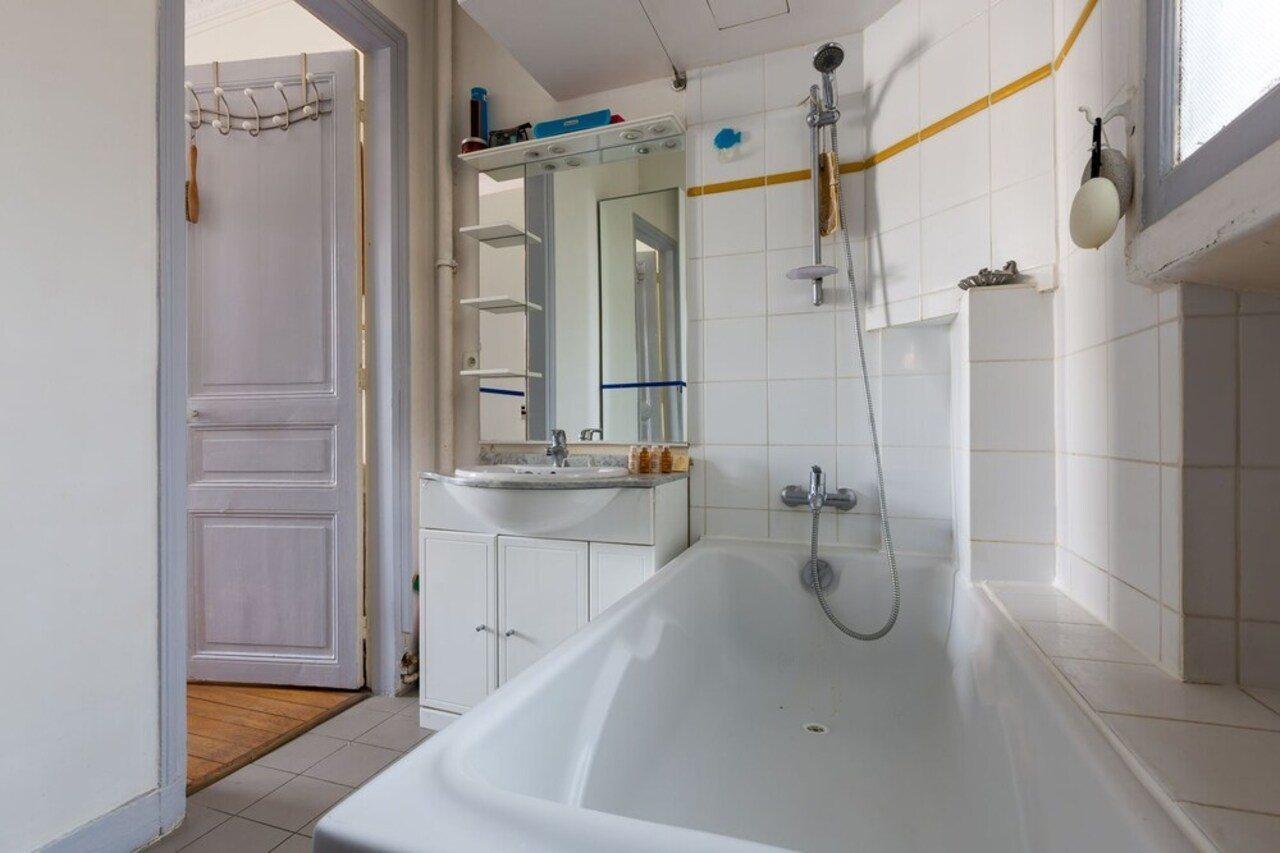 Balcony Bliss Steps From The Bois De Boulogne Apartment *