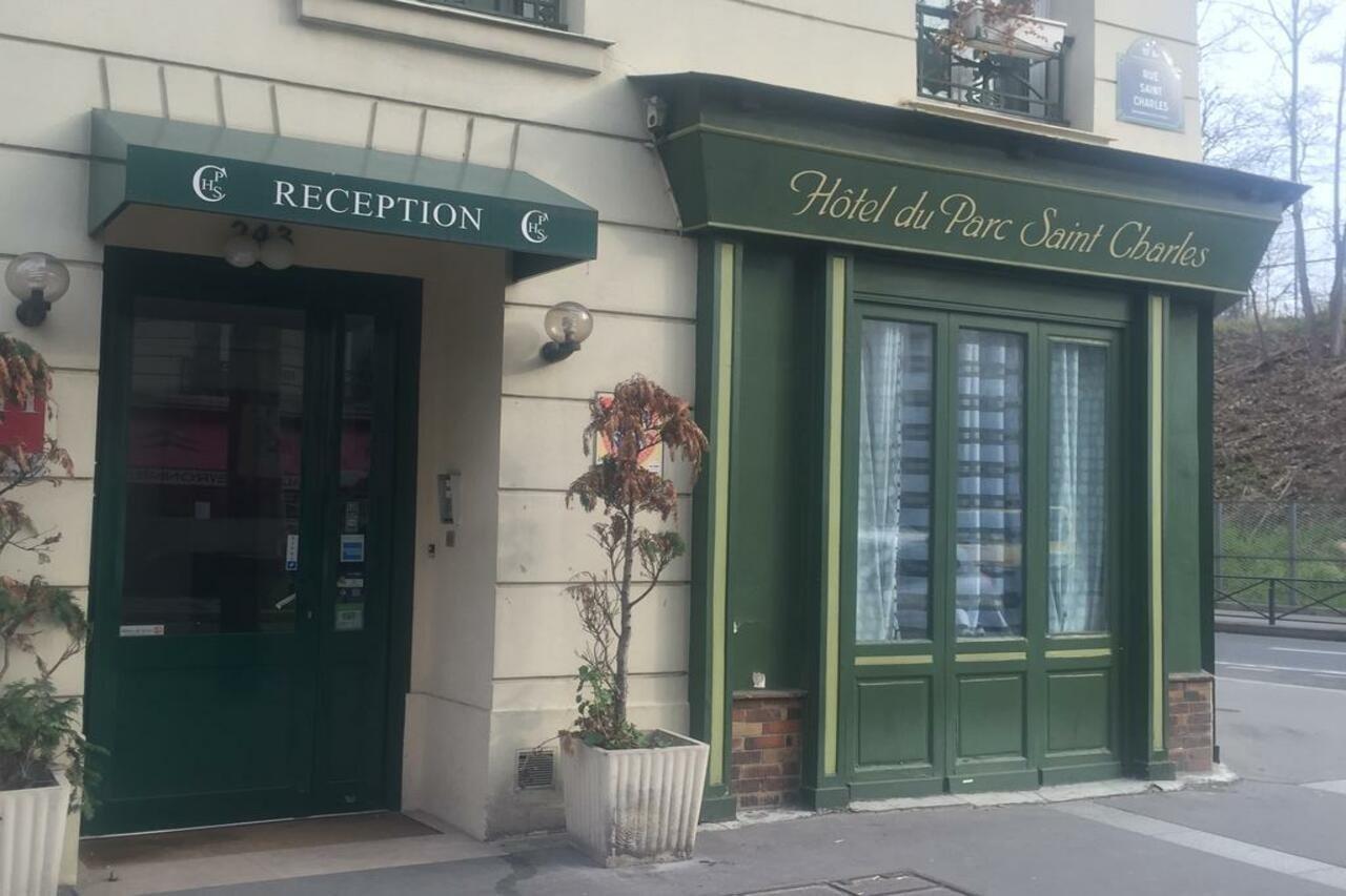 Du Parc Saint Charles Paris