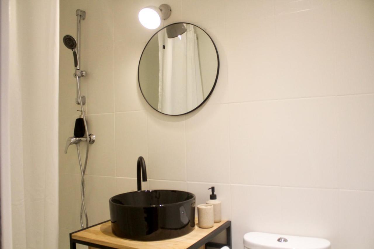 New Apt Close To Pere Lachaise