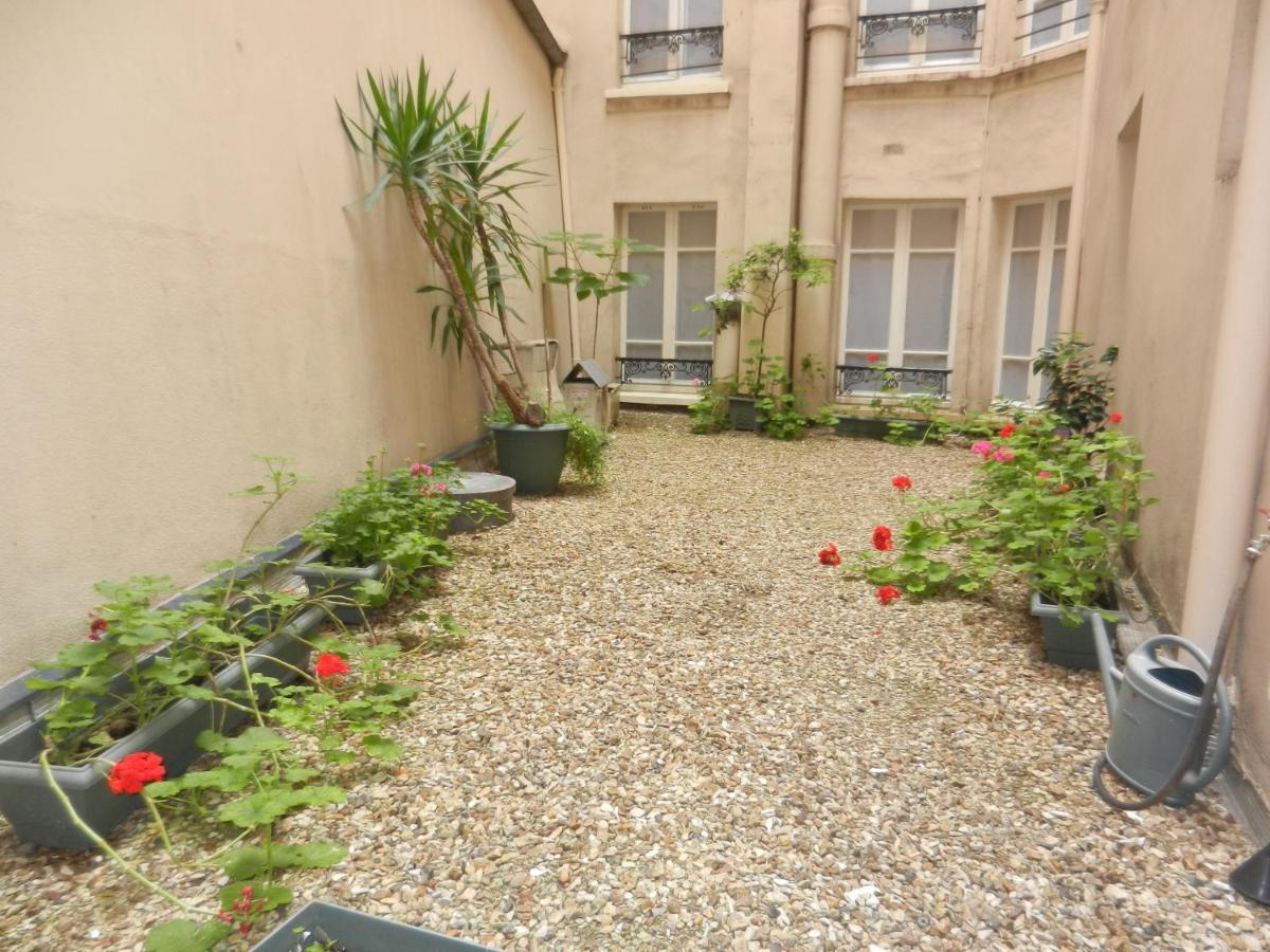 Hotel Du Pre Paris