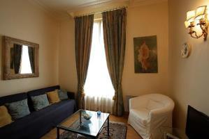 Capucines 1294 Hld 37600 Hotel 3*