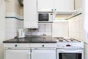 Papillon 2272 Hld 34498 Paris