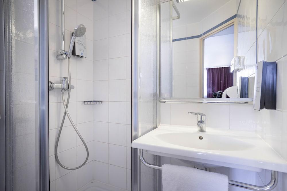 Kyriad Bercy Village