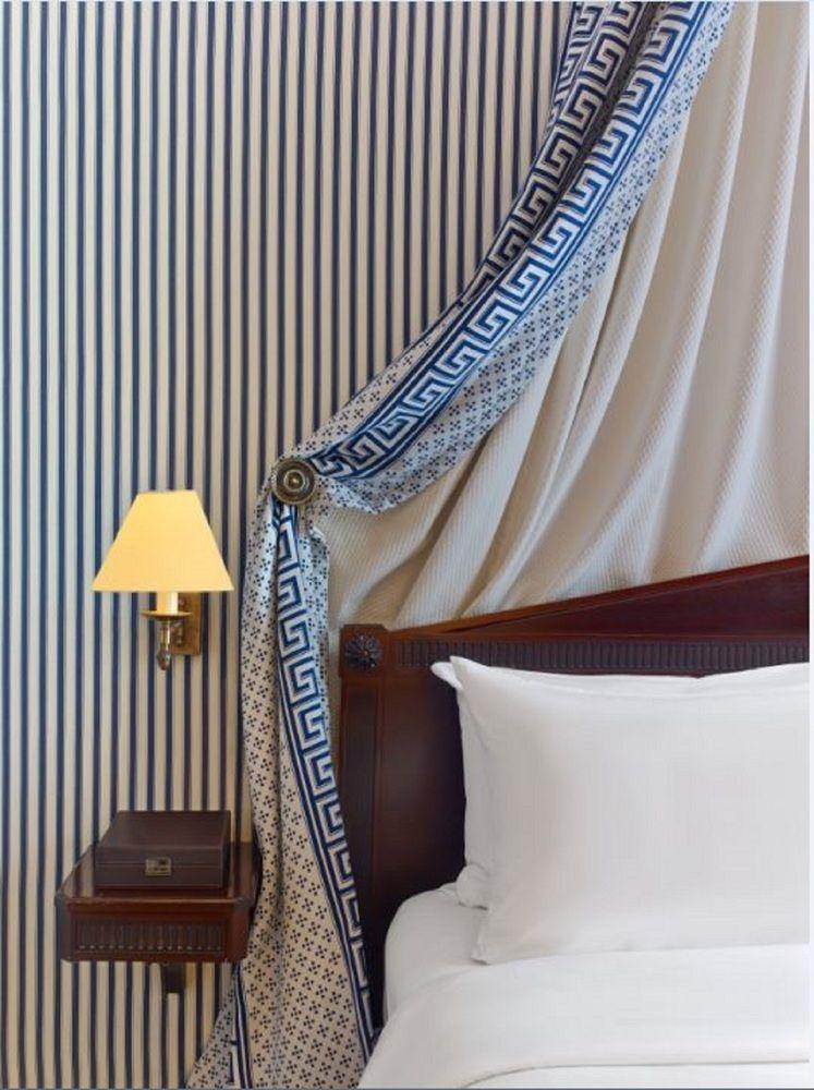 Hotel Le Dokhan's Arc De Triomphe, A Tribute Portfolio
