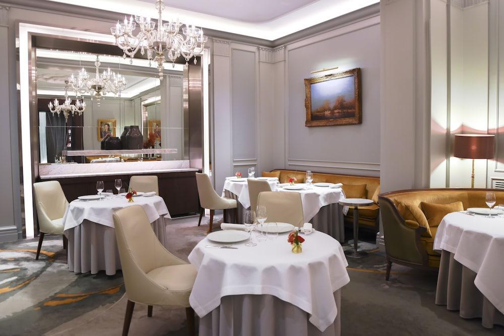 Lancaster Champs-elysées Hotel 5*