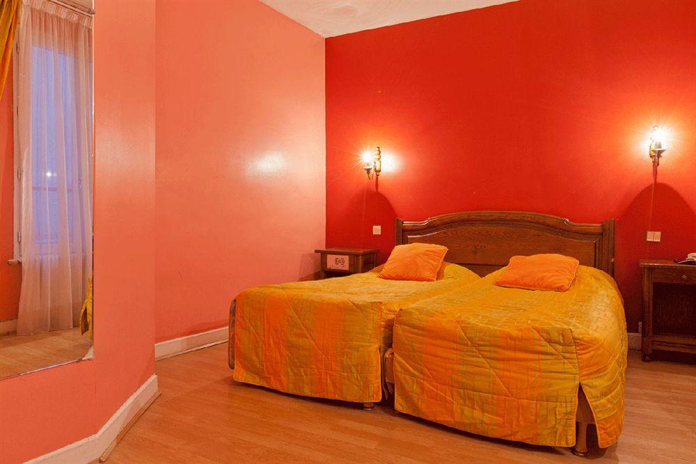 Bristol Republique Hotel 3*