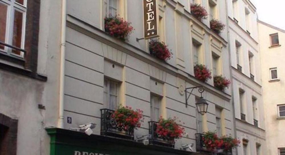 Henriette Hotel