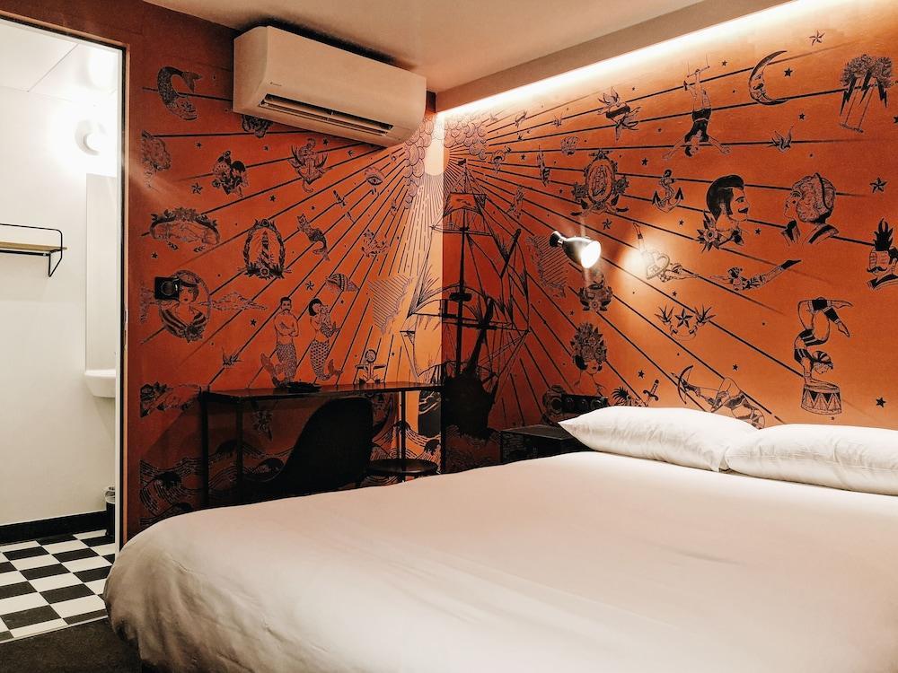Ibis Styles Gare De L'est Magenta 3* Paris