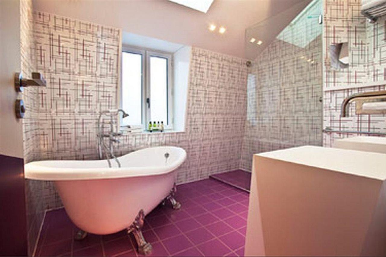 Hotel Cristal Champs Elysees Paris
