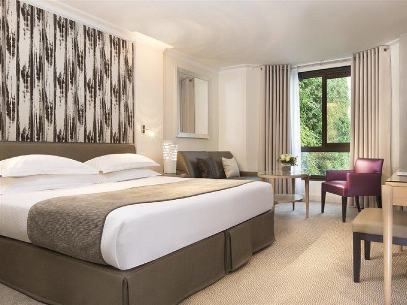 Garden-elysée 4*