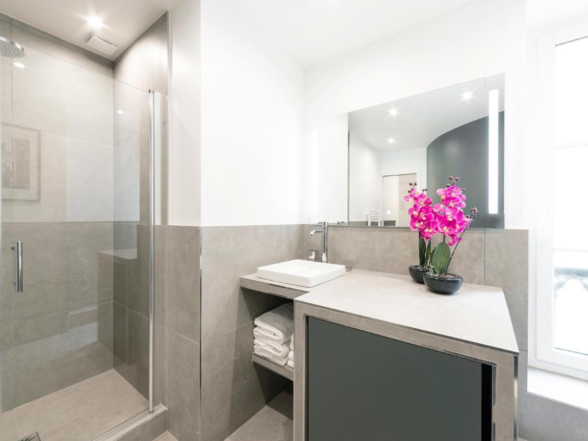 Apartment Livinparis - Luxury 3 Bedrooms Le Louvre Ii Paris