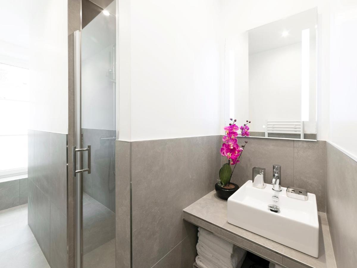 Livinparis - Luxury 3 Bedrooms Le Louvre Ii Paris