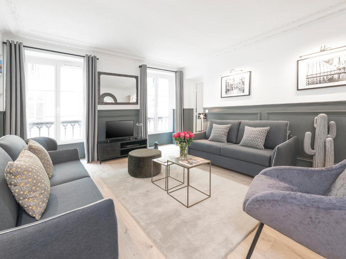 Livinparis - Luxury 3 Bedrooms Le Louvre Ii Apartment *