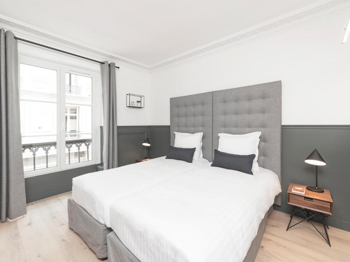 Livinparis - Luxury 3 Bedrooms Le Louvre Ii Apartment *