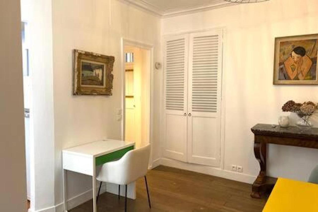Apartment Quiet&very Central 2 Br Flat Paris