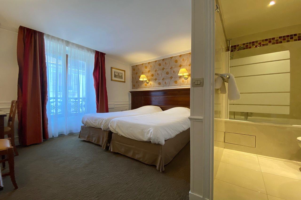Touring Hotel 3*