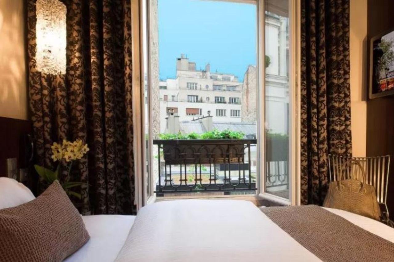 B Montmartre Hotel