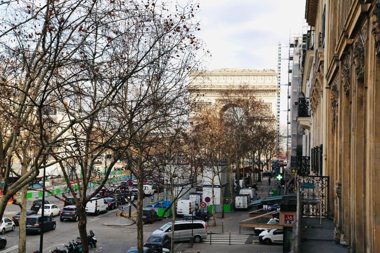 Junior Avec Balcon Et Vue Sur Arc De Triomphe Bed & Breakfast *