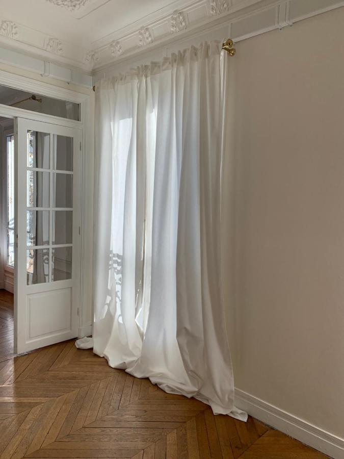 Eiffel Tower View Bed & Breakfast Paris