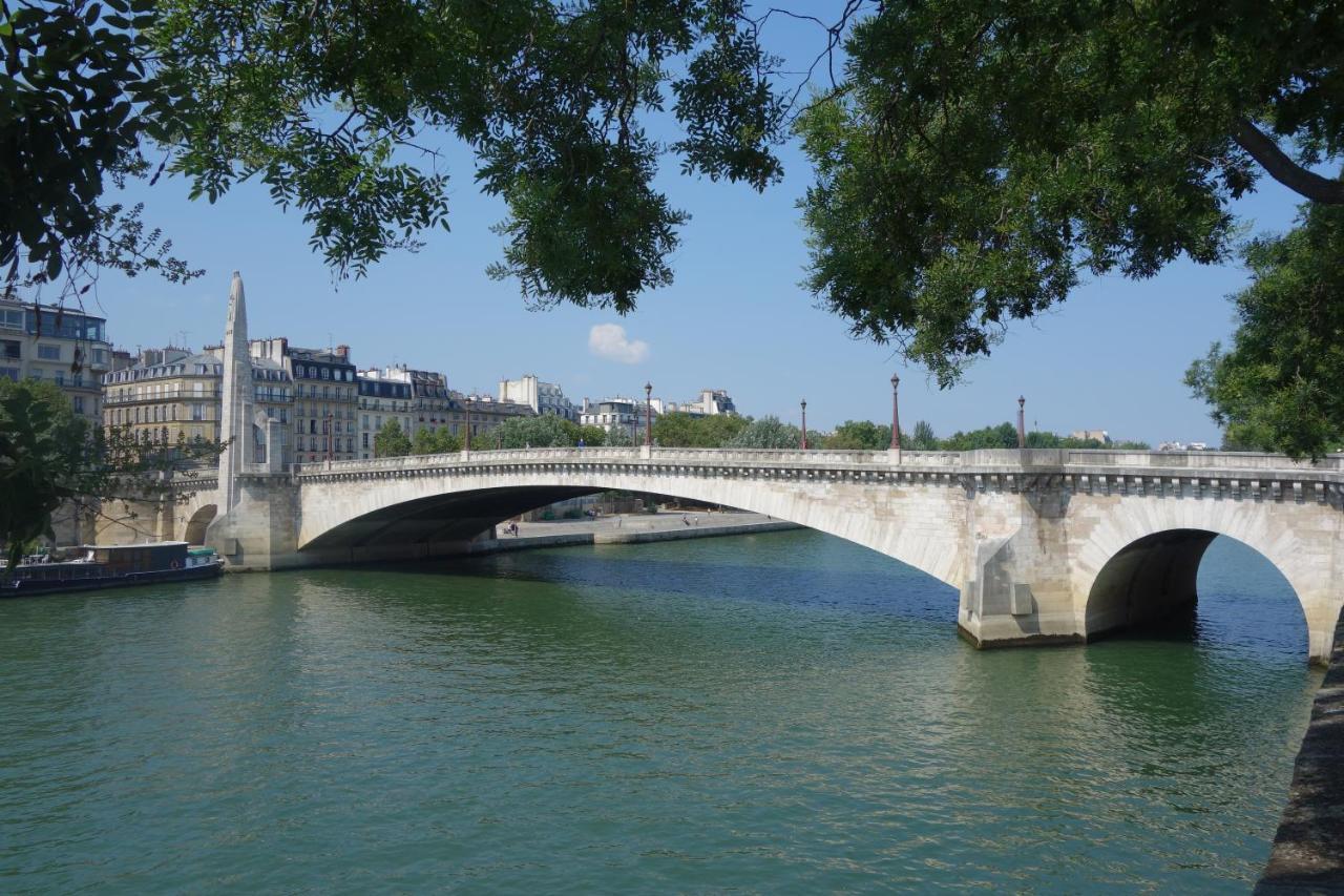 Paris-sur-seine-chez-caroline *