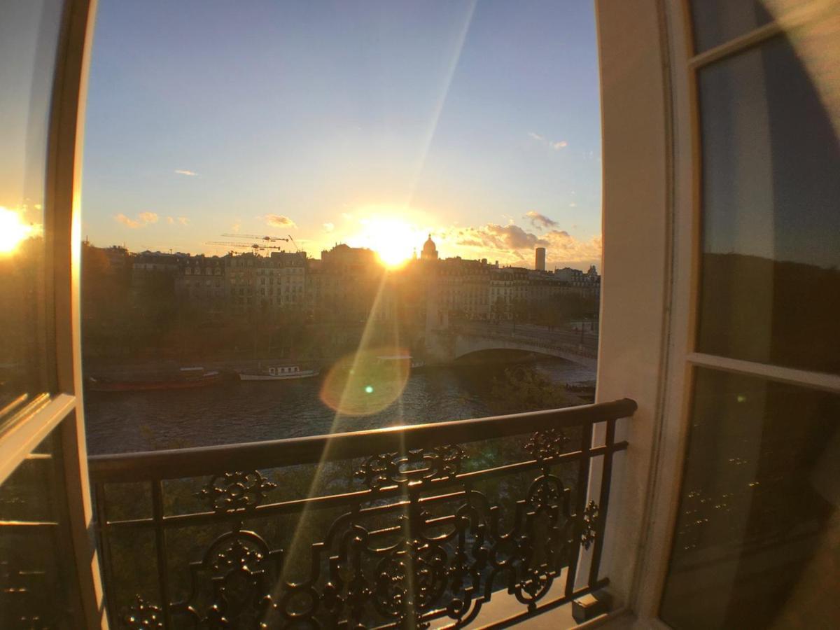 Paris-sur-seine-chez-caroline