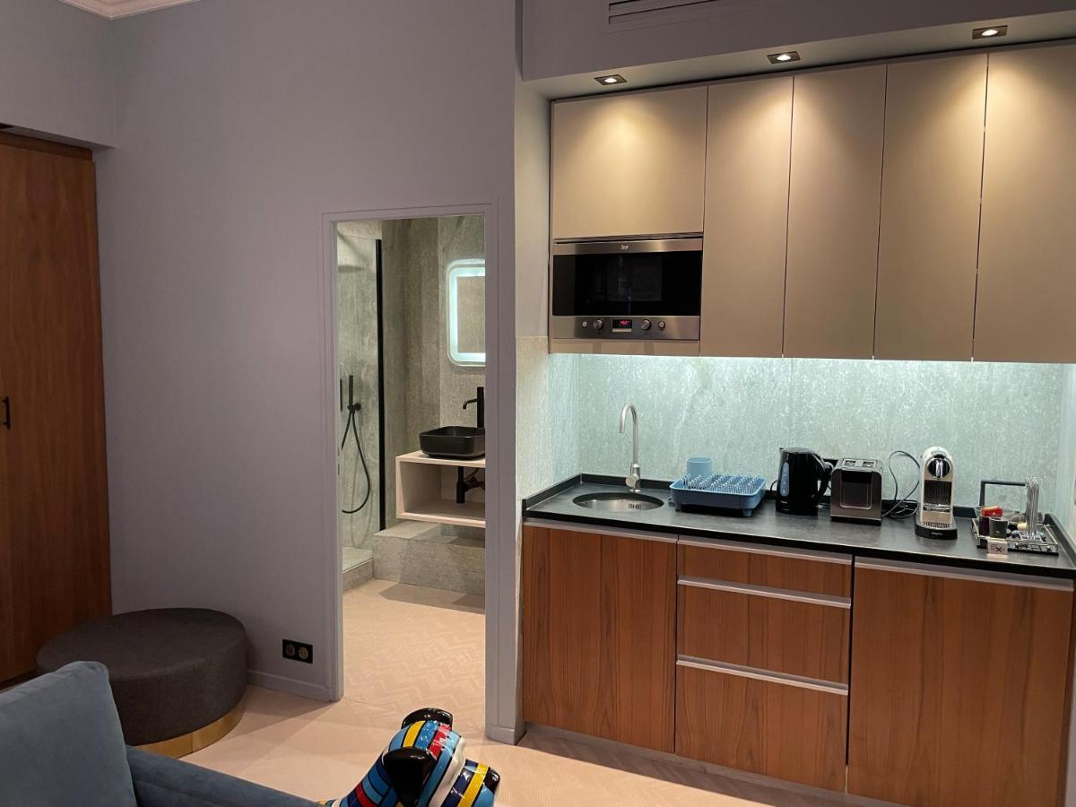 33 Marbeuf Aparthotel 4*
